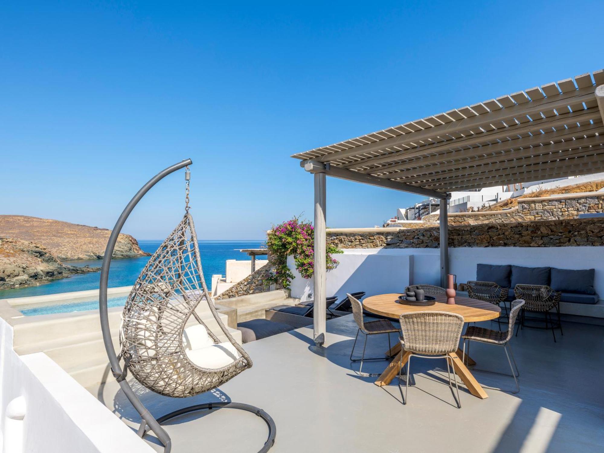 The Mykonist Merchia Beach Villas & Suites Екстериор снимка
