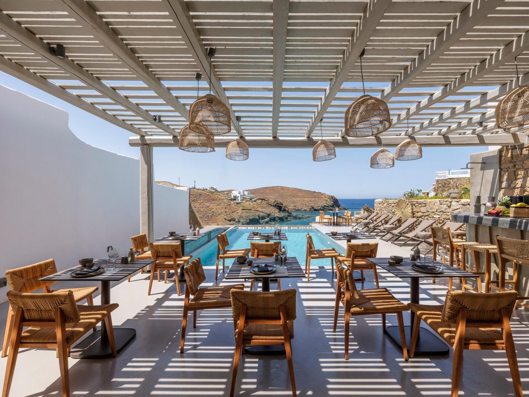 The Mykonist Merchia Beach Villas & Suites Екстериор снимка