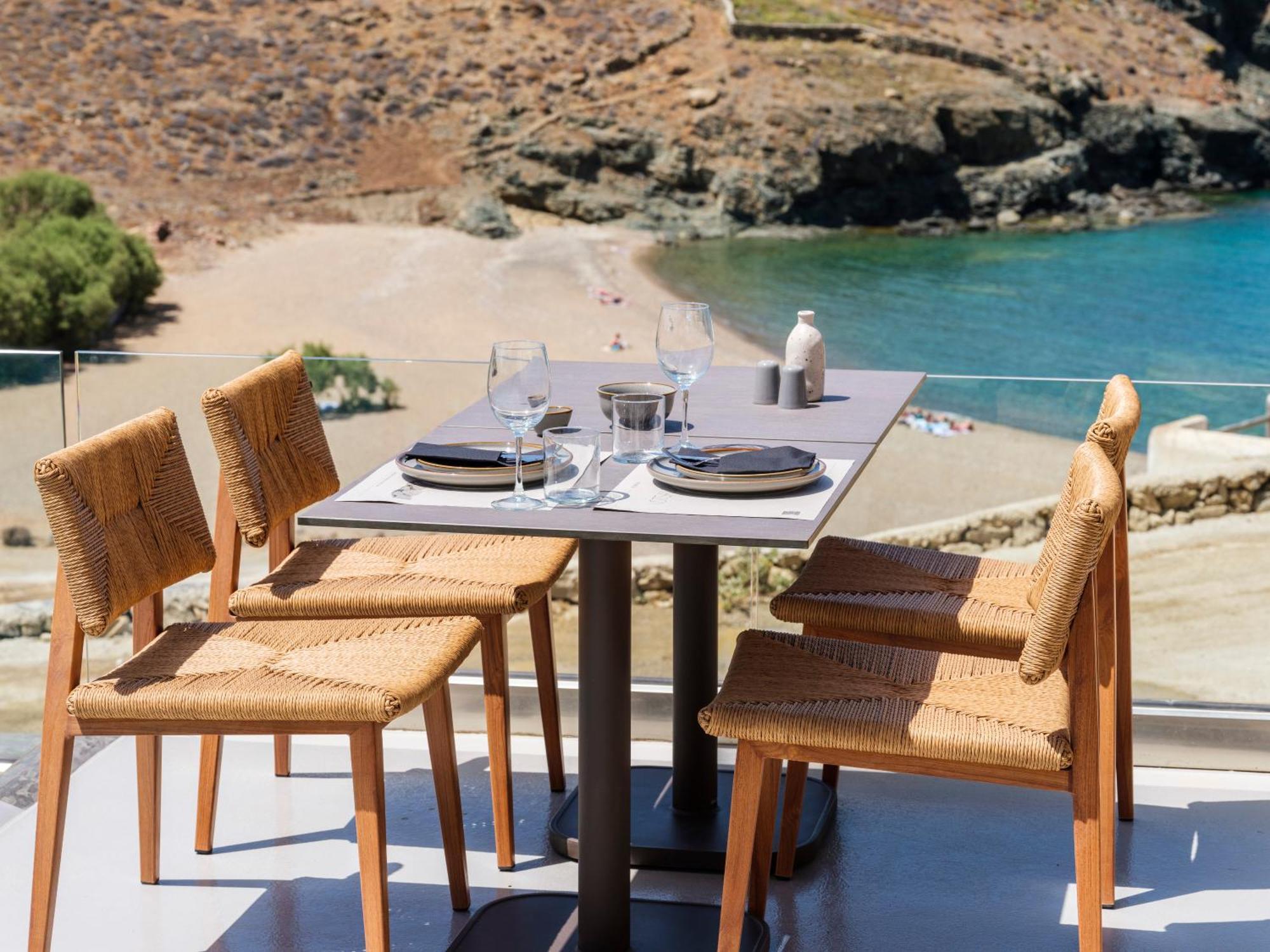 The Mykonist Merchia Beach Villas & Suites Екстериор снимка