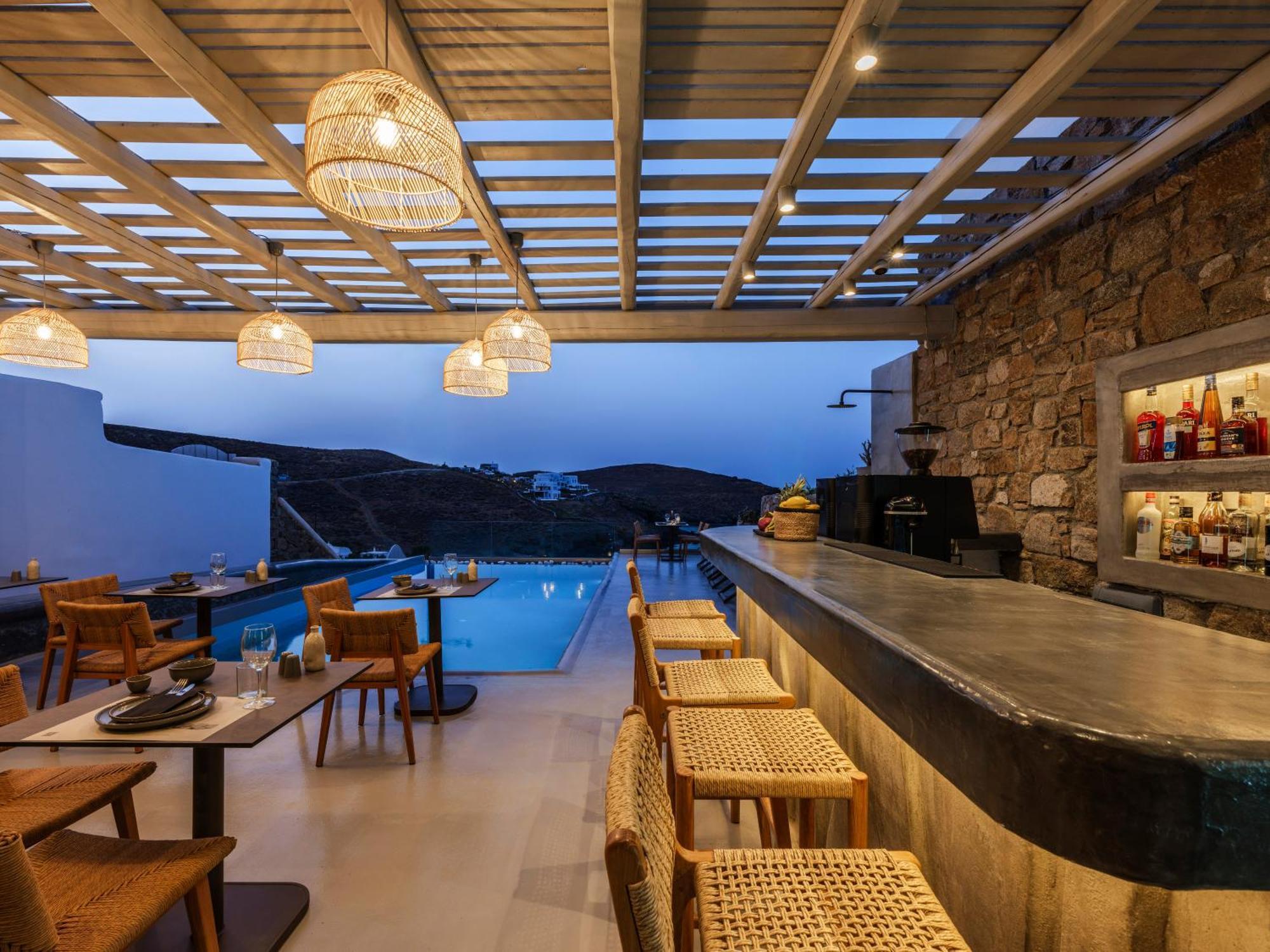 The Mykonist Merchia Beach Villas & Suites Екстериор снимка