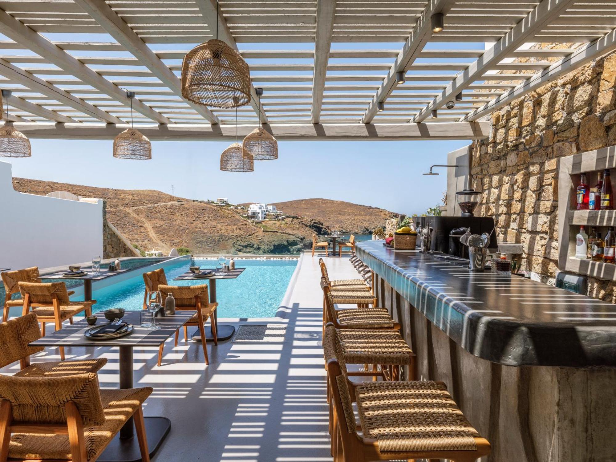 The Mykonist Merchia Beach Villas & Suites Екстериор снимка
