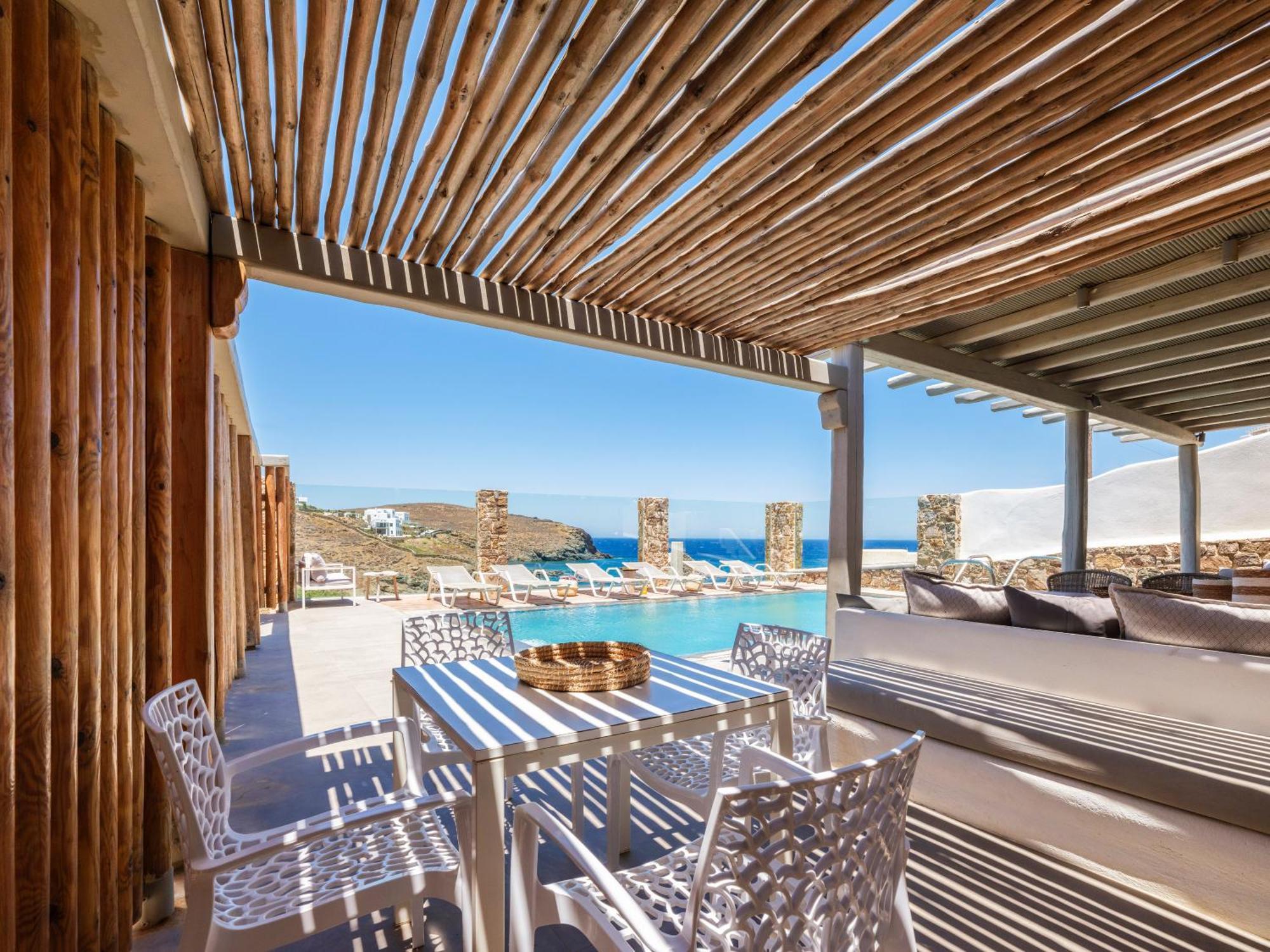 The Mykonist Merchia Beach Villas & Suites Екстериор снимка